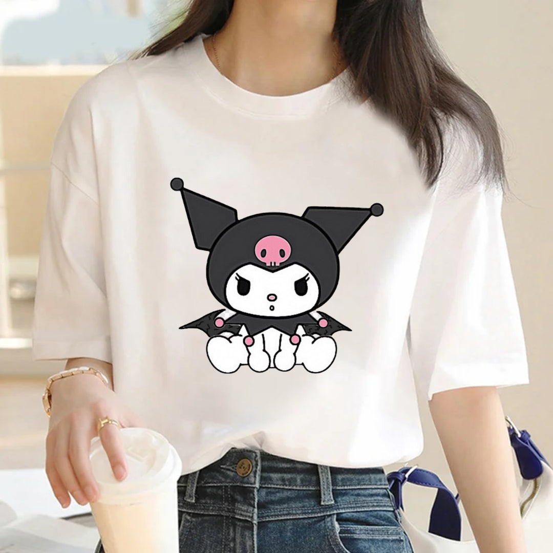 Tricou Oversized Kuromi Sitting