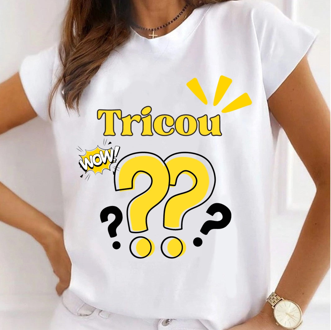 Tricou Model surpriza